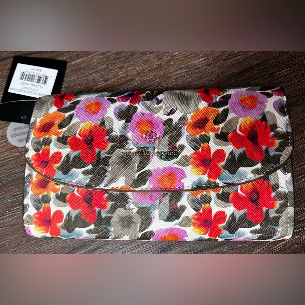 NWT Small Nanette Lepore Crossbody Bag, Floral Haze